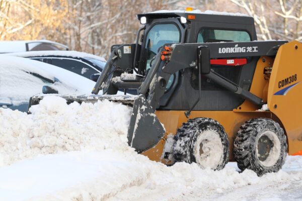 tractor, snow removal, snow-7202296.jpg